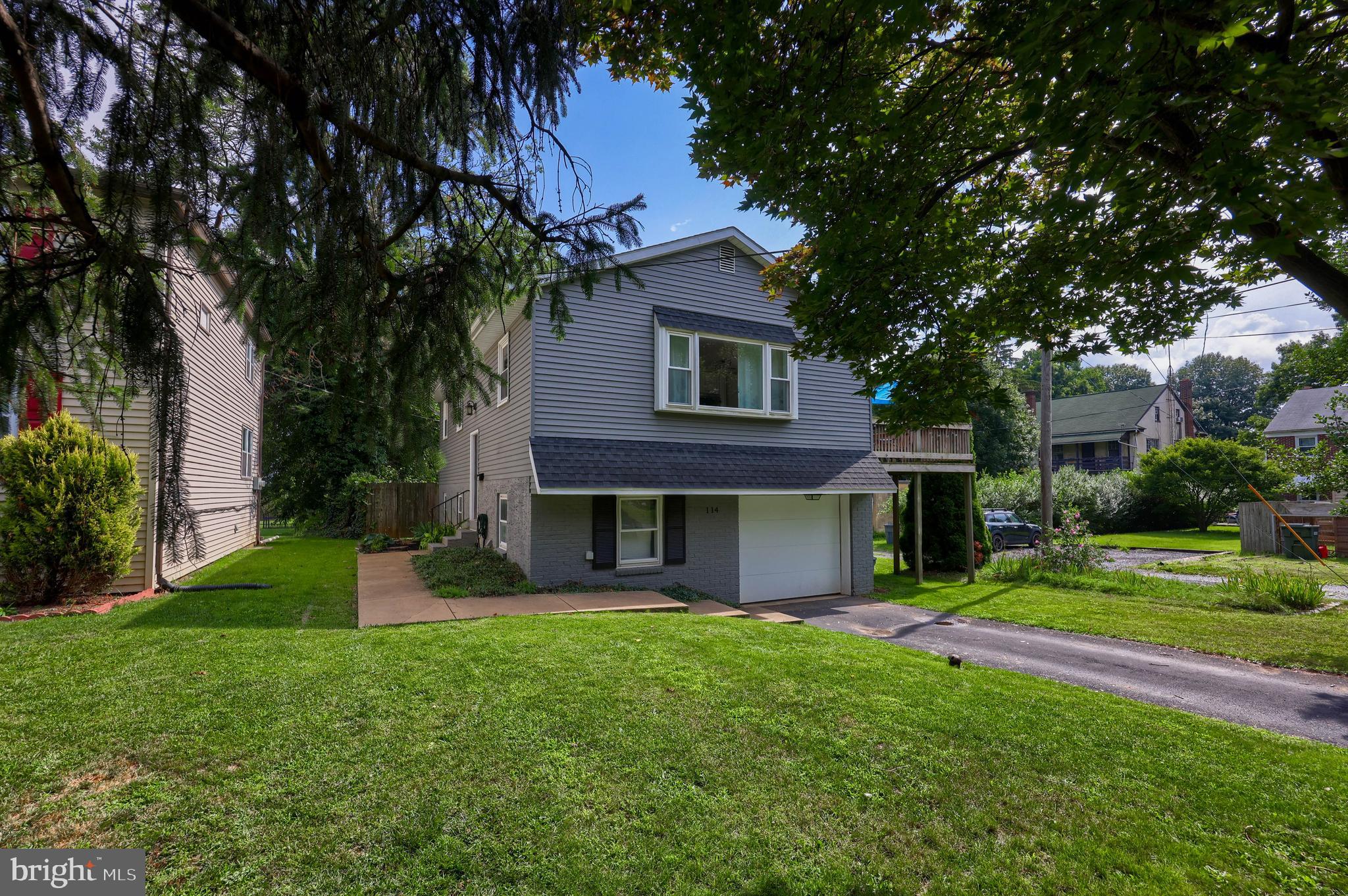 114 Pleasure Road Lancaster, PA 17601 - Photo 4 of 29 Gallery Image 4