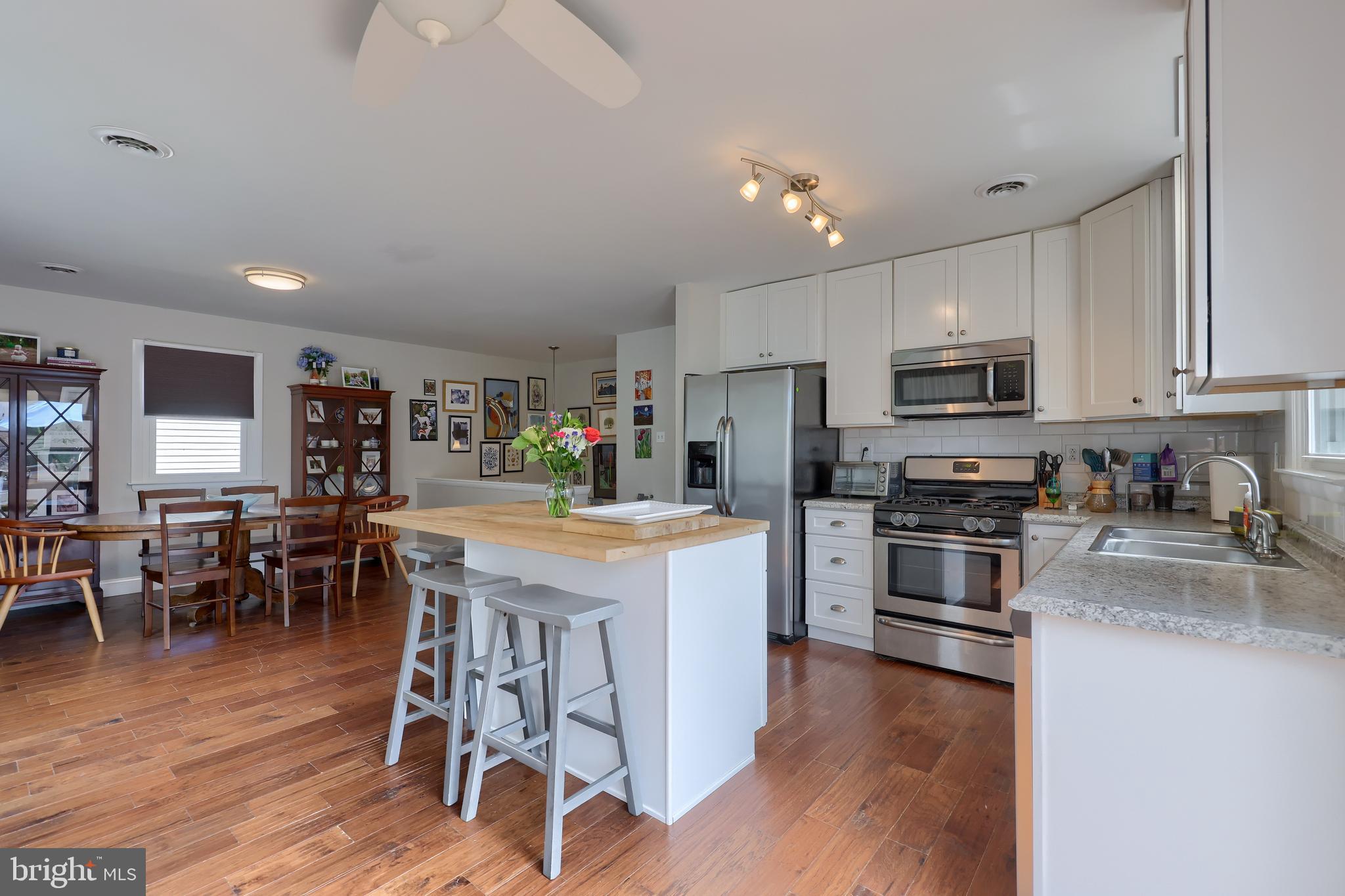 114 Pleasure Road Lancaster, PA 17601 - Photo 8 of 29 Gallery Image 8