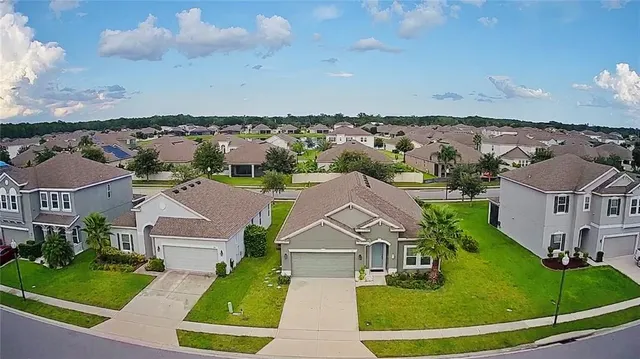$418,990 | 1813 Castleton Drive, St. Cloud, FL 34771