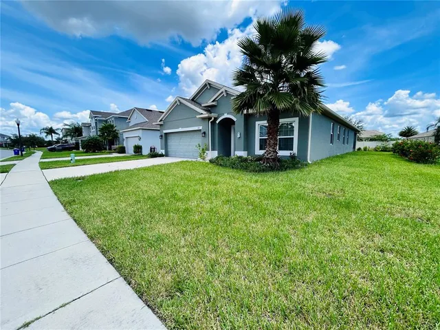 $418,990 | 1813 Castleton Drive, St. Cloud, FL 34771