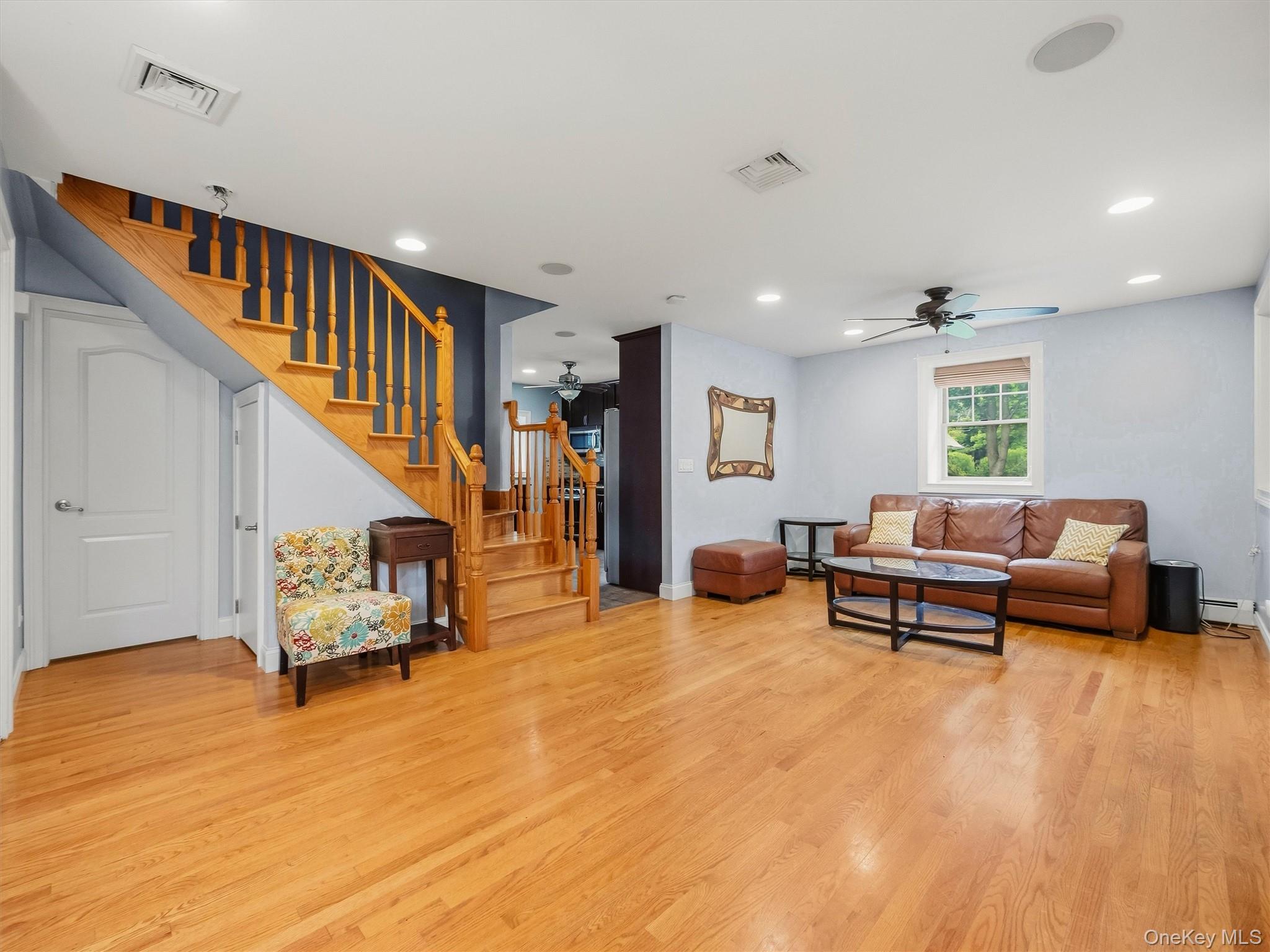 2 Hempstead Lane Spring Valley, NY 10977 - Photo 7 of 35