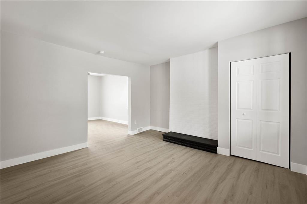 145 Marham Road Homestead, PA 15120 - Photo 4 of 34