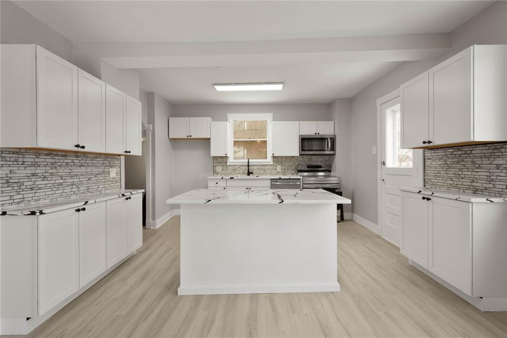 145 Marham Road Homestead, PA 15120 - Photo 7 of 34