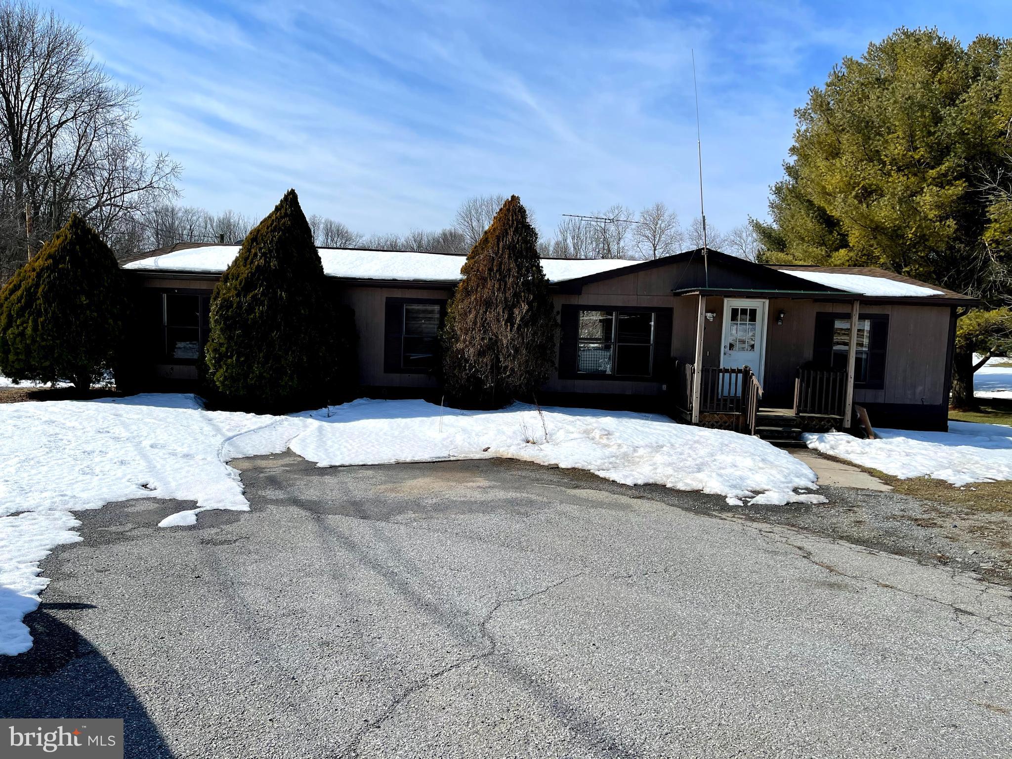 24 Middle Creek Road Lititz, PA 17543 - Photo 1 of 35