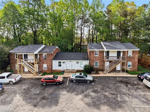 $825,000 | 1954 Lakeview Road, Asheboro, NC 27203