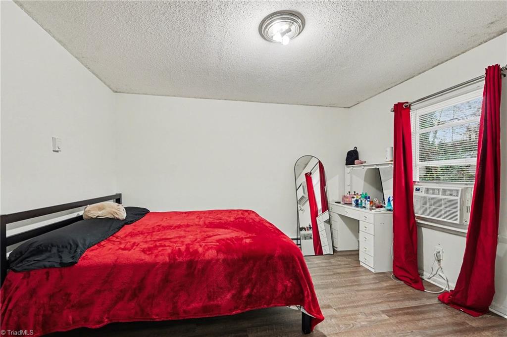 1954 Lakeview Road Asheboro, NC 27203 - Photo 9 of 17