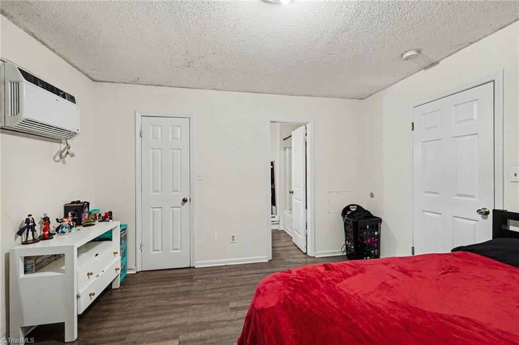 1954 Lakeview Road Asheboro, NC 27203 - Photo 10 of 17