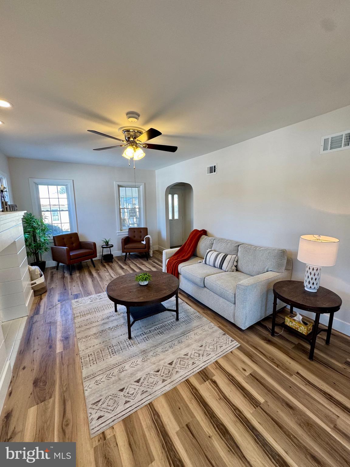 927 Hamilton Street Carlisle, PA 17013 - Photo 5 of 23