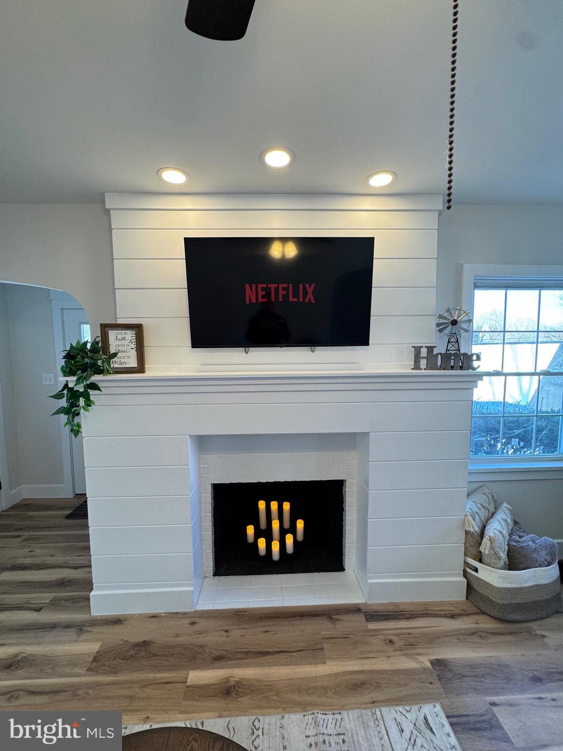 927 Hamilton Street Carlisle, PA 17013 - Photo 7 of 23