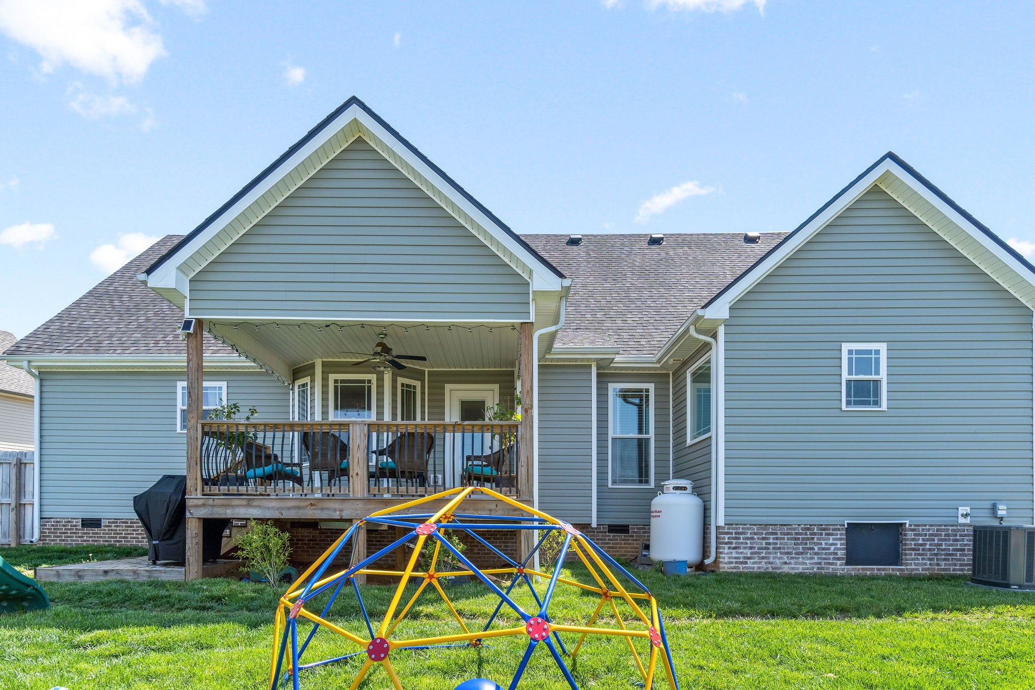 1036 Rushmore Road Clarksville, TN 37042 - Photo 32 of 32 a view of house with backyard and swimming pool