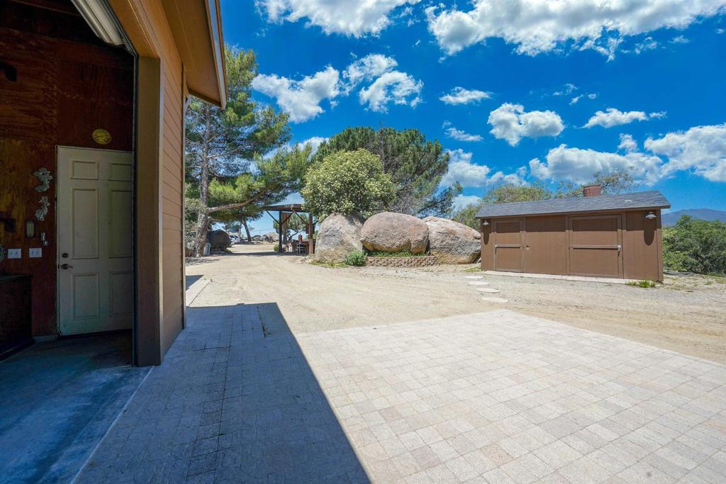 21057 Sutherland Dam Road Ramona, CA 92065 - Photo 58 of 66 a view of a outdoor space