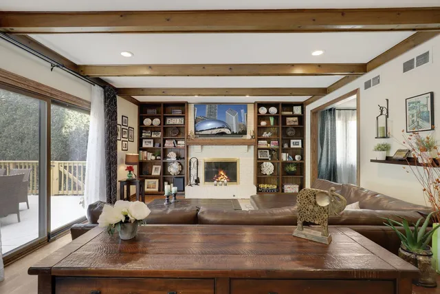 $5,000 | 11400 Burr Oak Lane, Burr Ridge, IL 60527