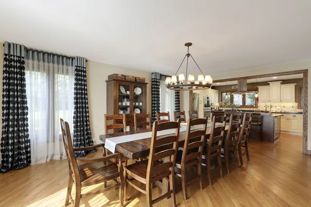 $5,000 | 11400 Burr Oak Lane, Burr Ridge, IL 60527