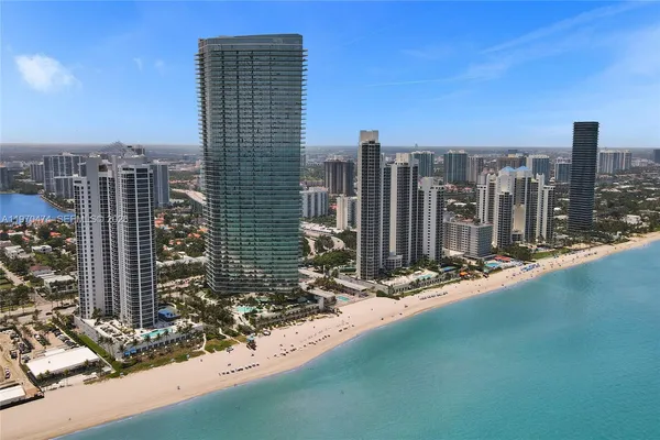 $25,000 | 18975 Collins Avenue, Unit 2703, Sunny Isles Beach, FL 33160