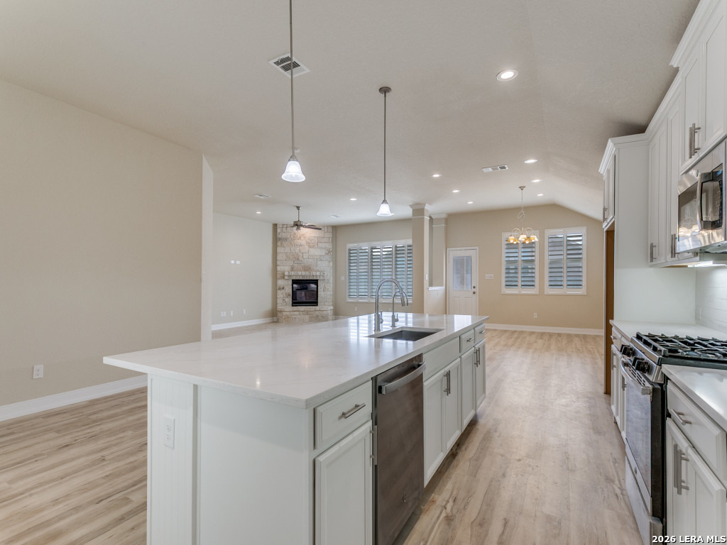 615 Ridge Branch Drive New Braunfels, TX 78130 - Photo 14 of 31