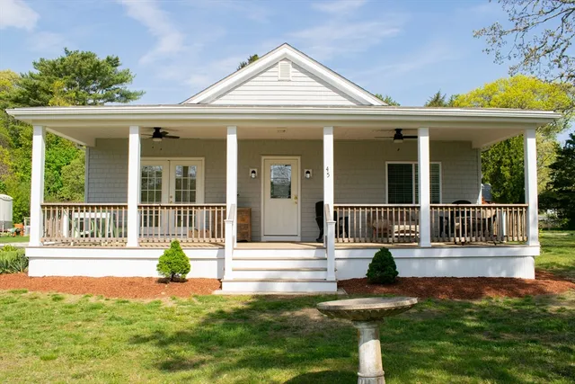 $3,500 | 45 Onset Avenue, Wareham, MA 02532