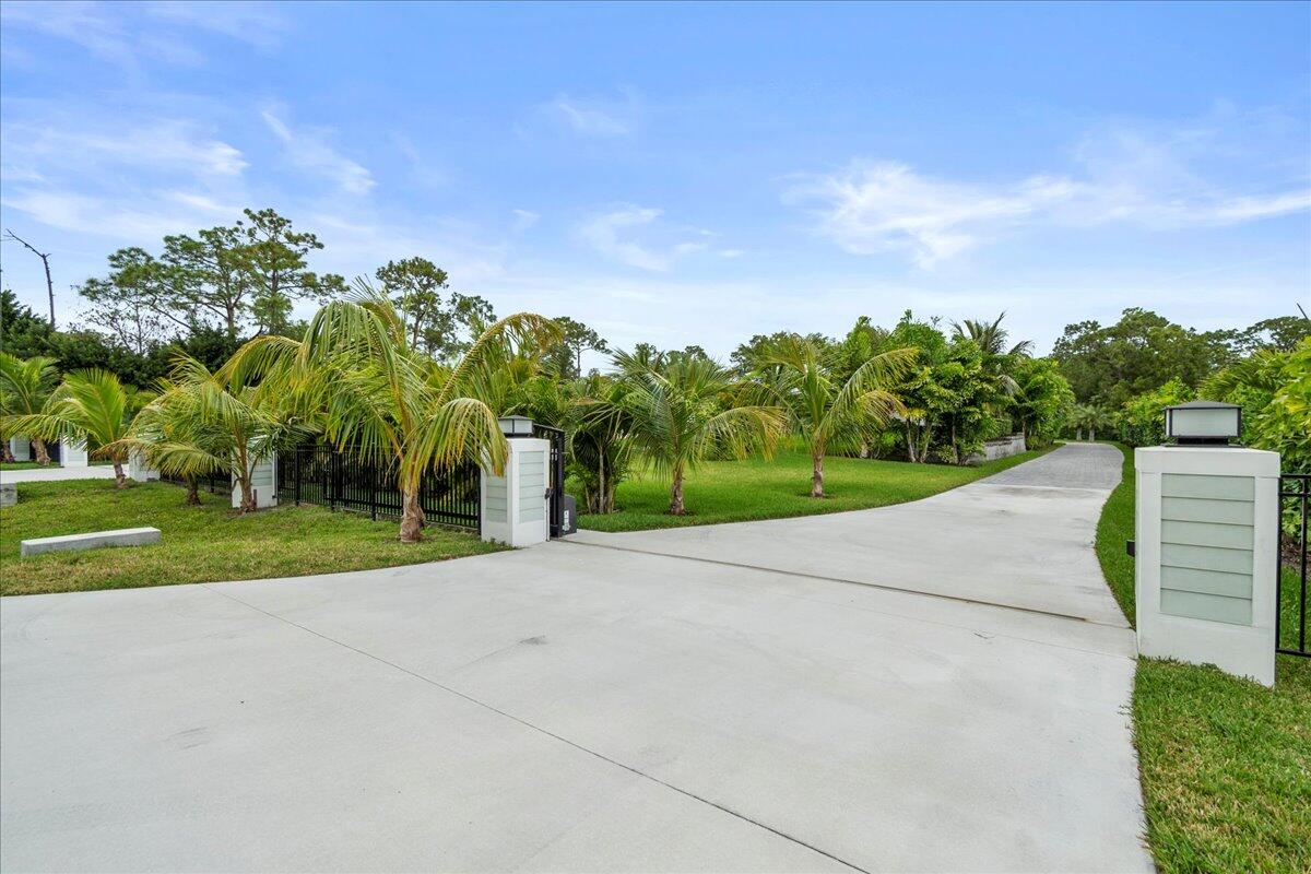 12875 157th Street North Jupiter, FL 33478 - Photo 3 of 69 04-JLC_5740