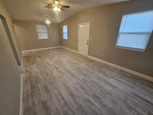 $1,200 | 703 West Veterans Drive, Perry, FL 32347