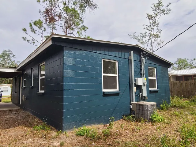 $1,200 | 703 West Veterans Drive, Perry, FL 32347