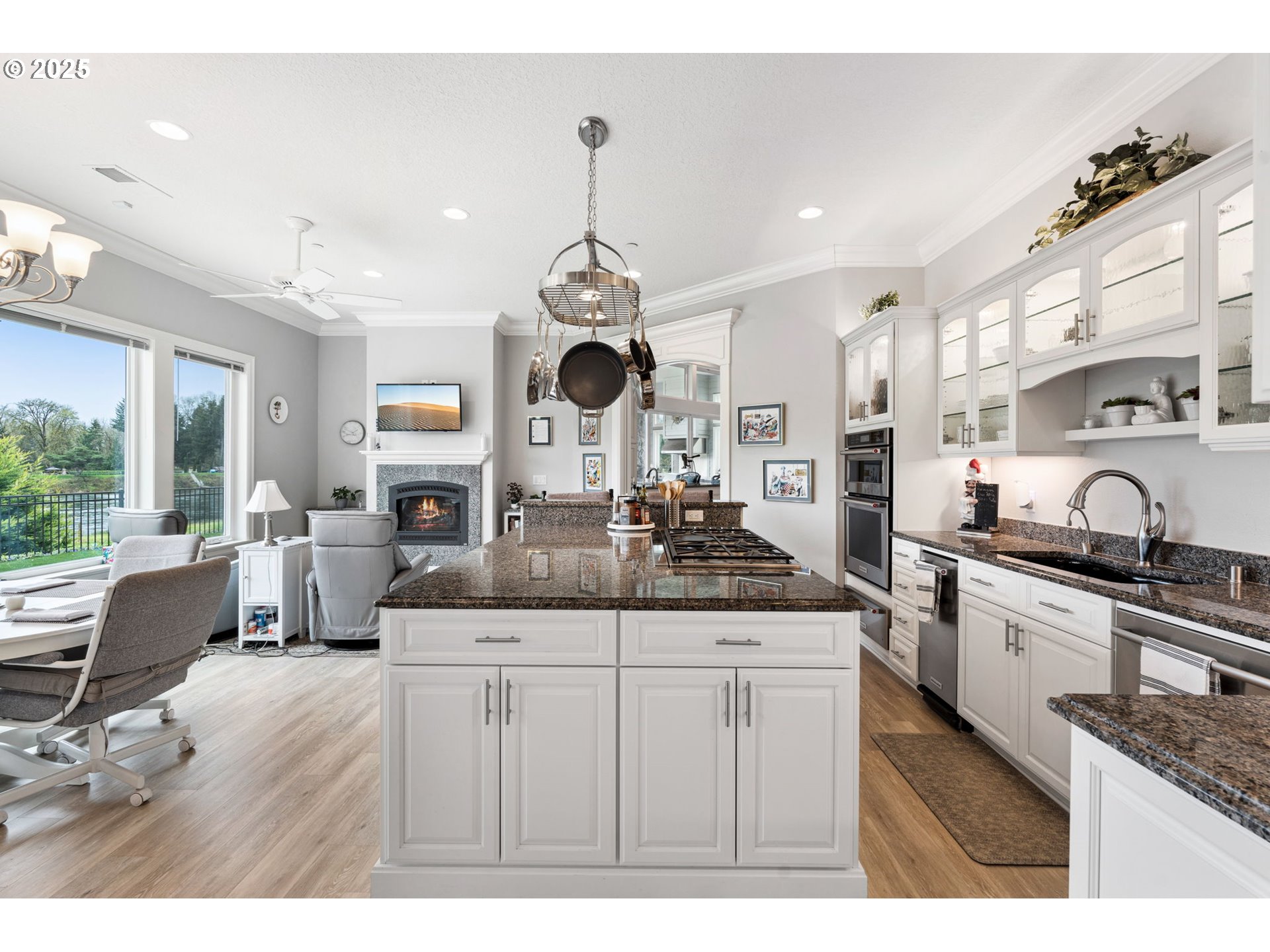 2567 Lewis River Road Woodland, WA 98674 - Photo 11 of 45 Kitchen/Family Room
