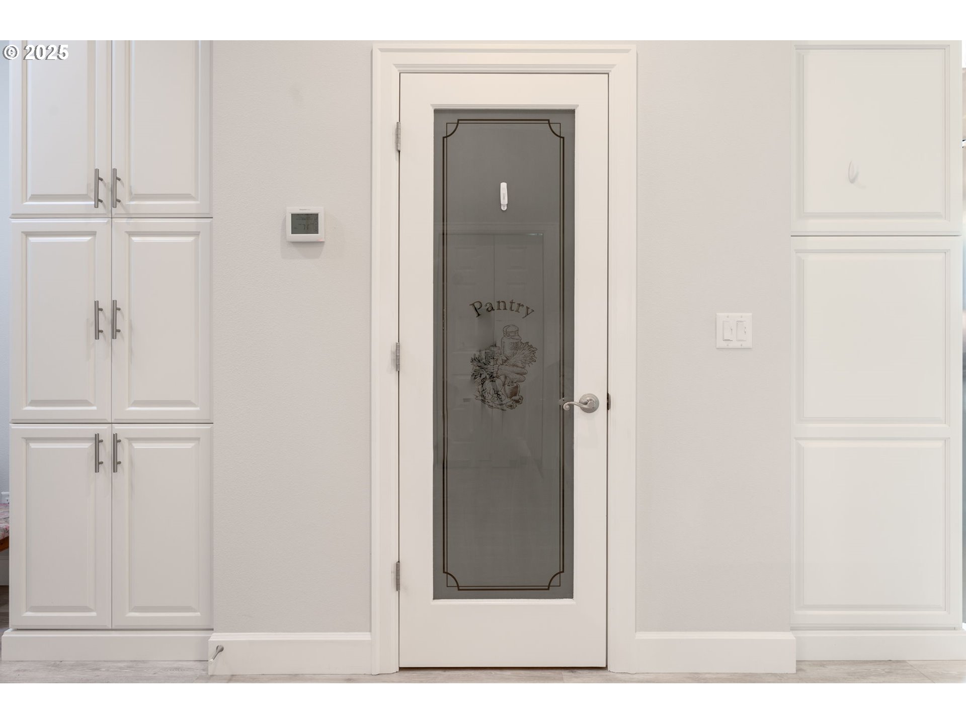 2567 Lewis River Road Woodland, WA 98674 - Photo 12 of 45 Pantry