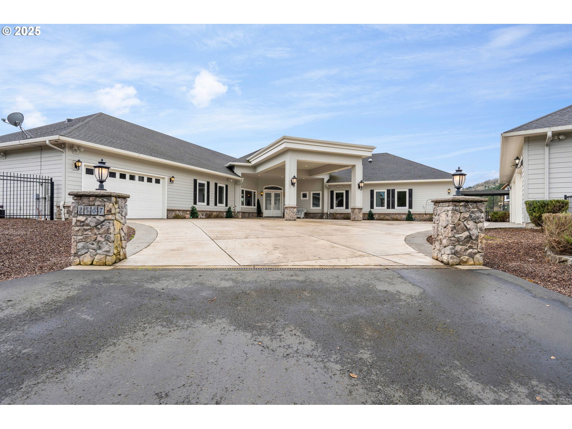 2567 Lewis River Road Woodland, WA 98674 - Photo 40 of 45