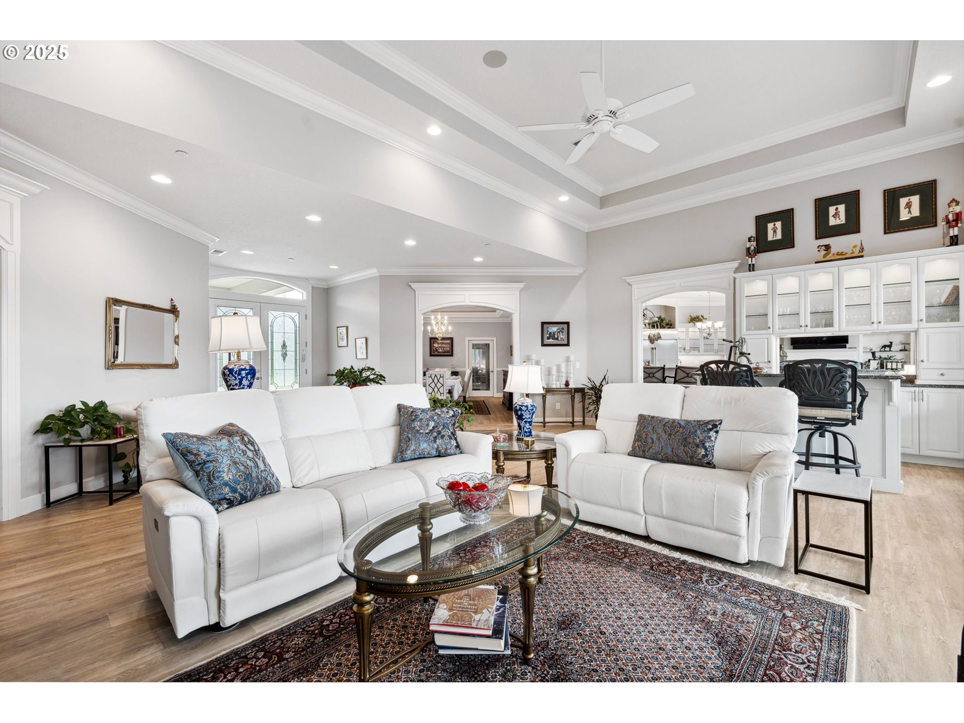 2567 Lewis River Road Woodland, WA 98674 - Photo 7 of 45 Living Room