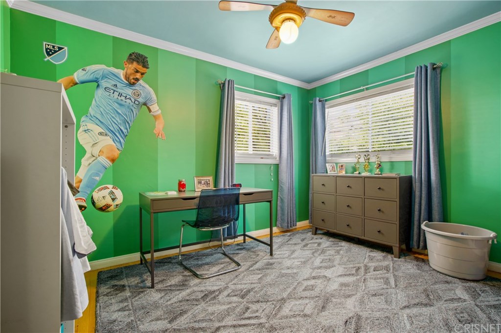 3045 Gertrude Avenue La Crescenta, CA 91214 - Photo 24 of 39