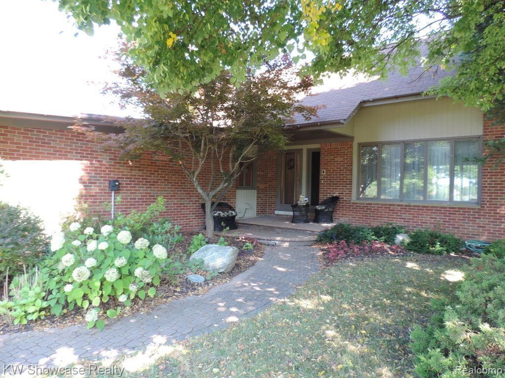 3888 Sleeth Road Commerce Township, MI 48382 - Photo 1 of 27