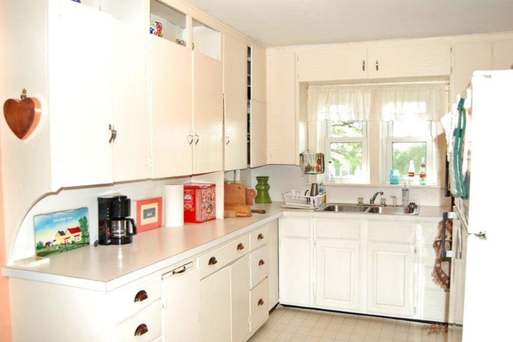 8348 9 Mile Road Mecosta, MI 49332 - Photo 3 of 13 3 Kitchen