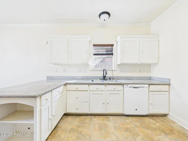 $1,700 | 236 Shadowbrush Bend, Lafayette, LA 70506