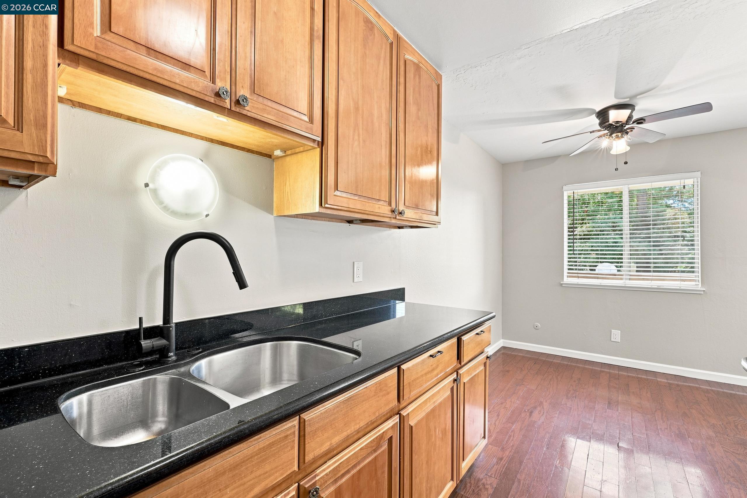 1060 Oak Grove Road, Unit 46 Concord, CA 94518 - Photo 28 of 59 Gallery Image 28