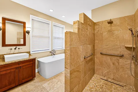 $1,950,000 | 78-7079 Holuaki Loop, Kailua-Kona, HI 96740