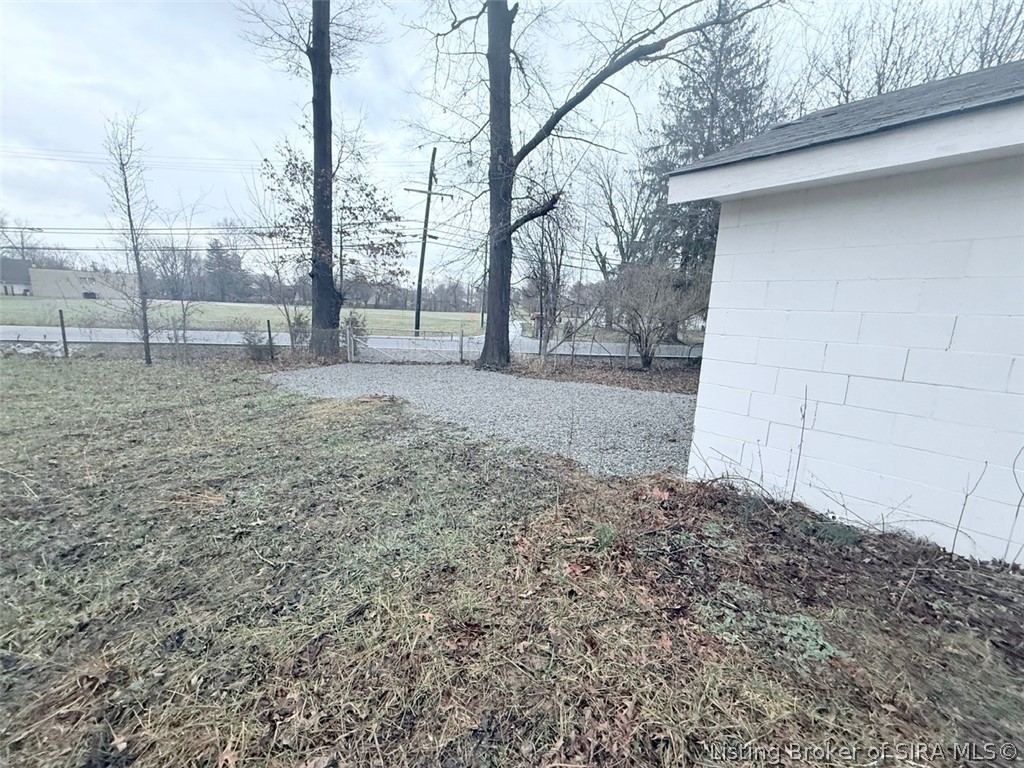 4720 Grant Line Road New Albany, IN 47150 - Photo 12 of 47