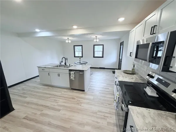 $289,000 | 4720 Grant Line Road, New Albany, IN 47150