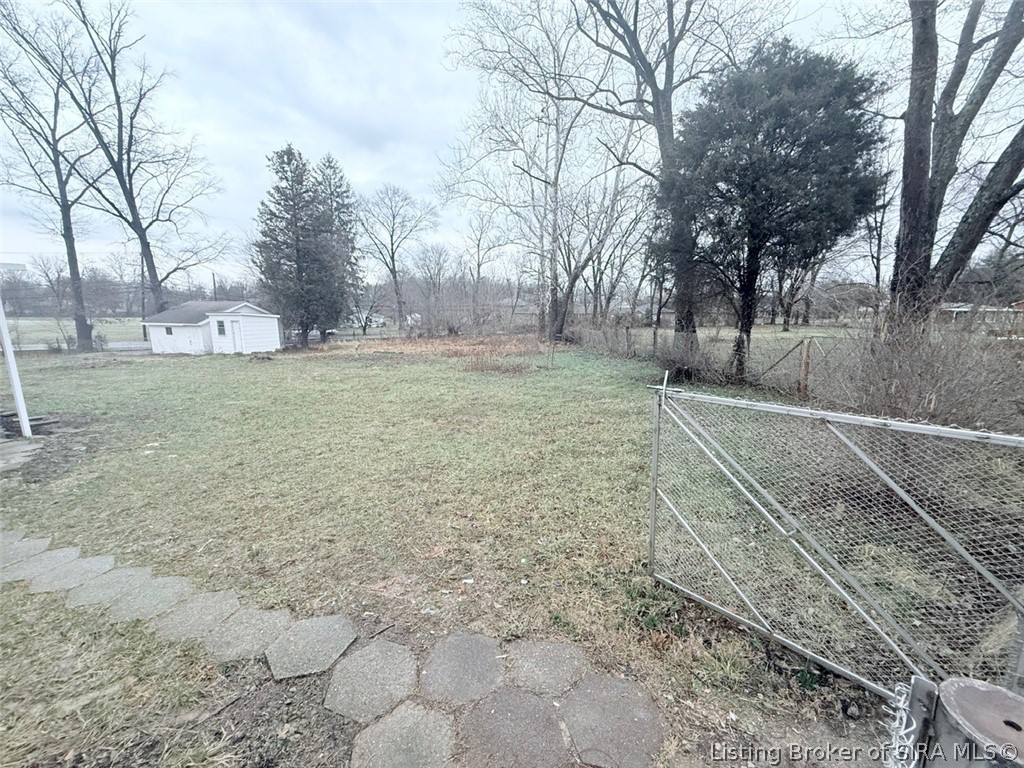 4720 Grant Line Road New Albany, IN 47150 - Photo 4 of 47