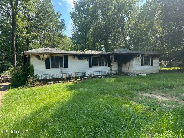$5,900 | 953 Woody Drive, Jackson, MS 39212