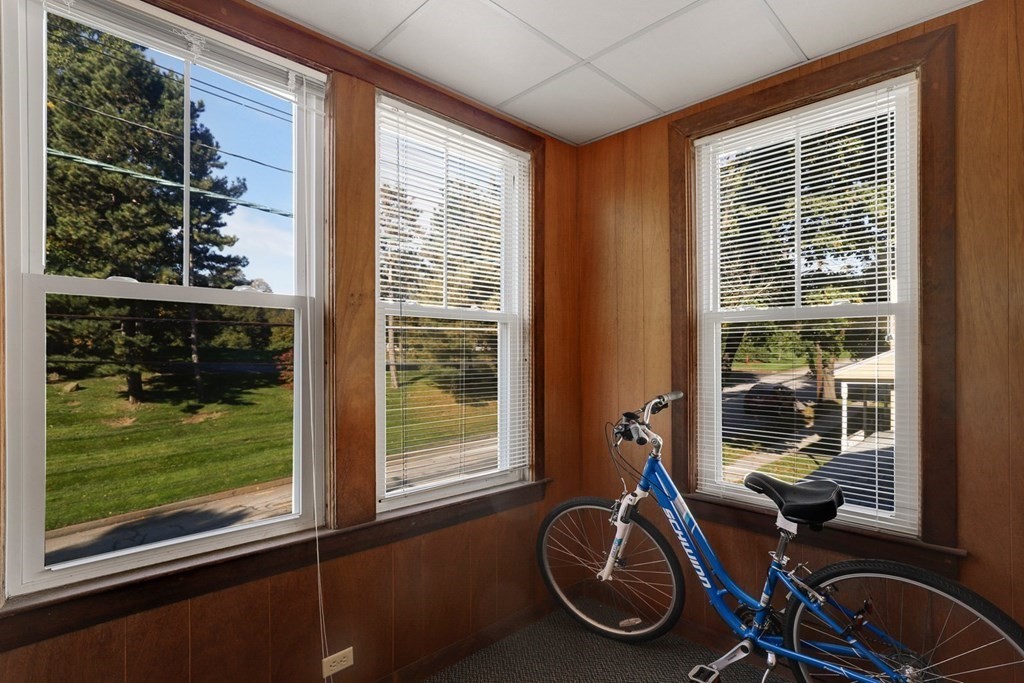 40 Beverly Road Worcester, MA 01605 - Photo 25 of 42 Gallery Image 25
