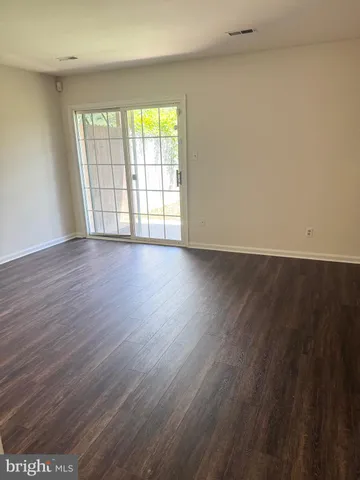 $1,550 | 413 Olde Greenwich Circle, Fredericksburg, VA 22408