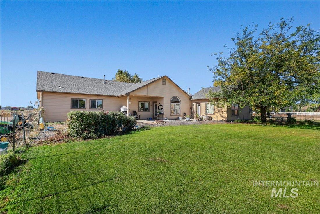 7639 Elko Lane Middleton, ID 83644 - Photo 32 of 47 Rear view of property featuring a patio