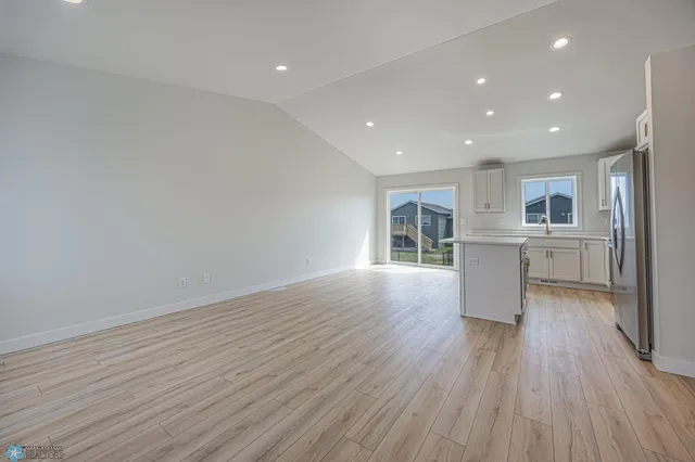 $2,400 | 6747 66th Avenue South, Horace, ND 58047