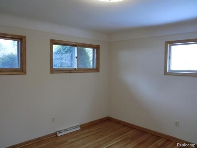 2145 Arlington Road Columbus, MI 48063 - Photo 7 of 7 CIMG6487.JPG
