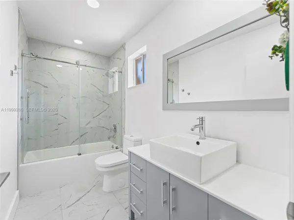$3,000 | 13404 Southwest 153 Terrace, Unit 2005, Miami, FL 33177