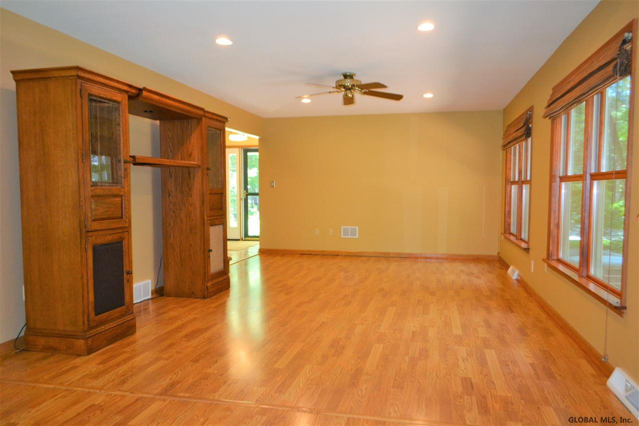 15 Stonegate Road Ballston, NY 12019 - Photo 12 of 25 Photo 12