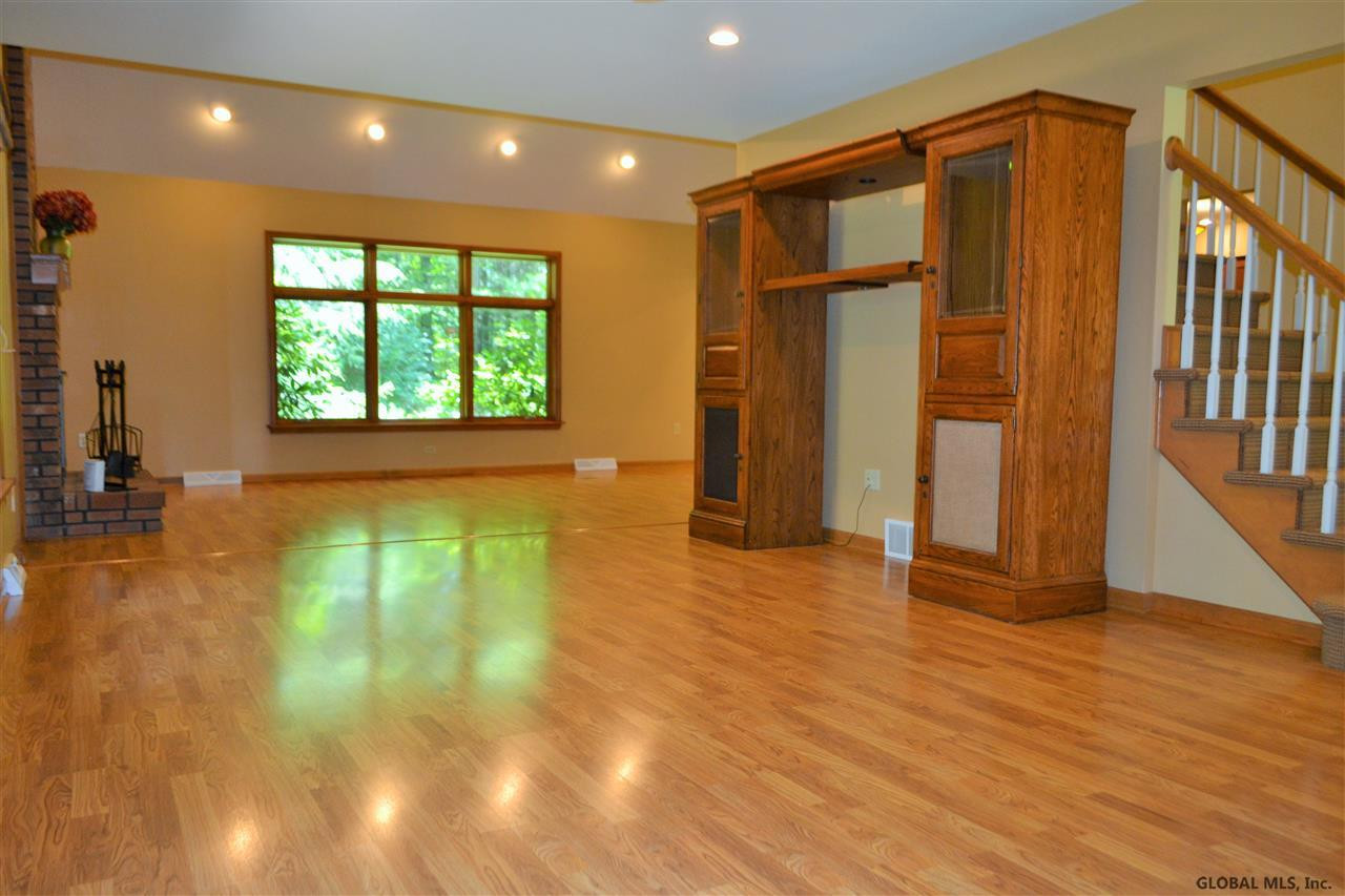 15 Stonegate Road Ballston, NY 12019 - Photo 13 of 25 Photo 13