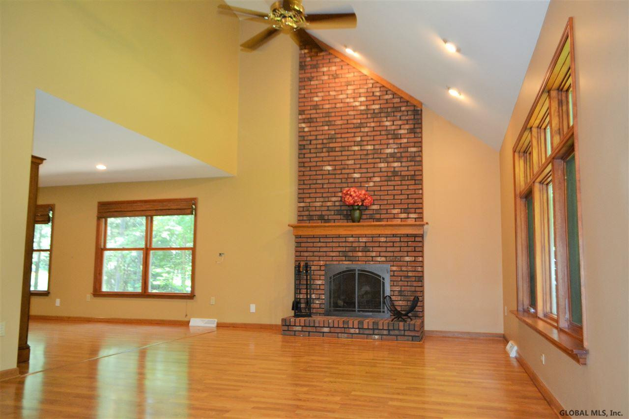 15 Stonegate Road Ballston, NY 12019 - Photo 10 of 25 Photo 10