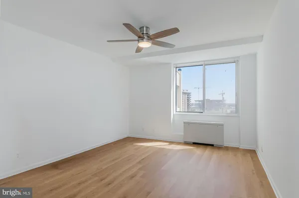 $2,150 | 301 North Beauregard Street, Unit 902, Alexandria, VA 22312