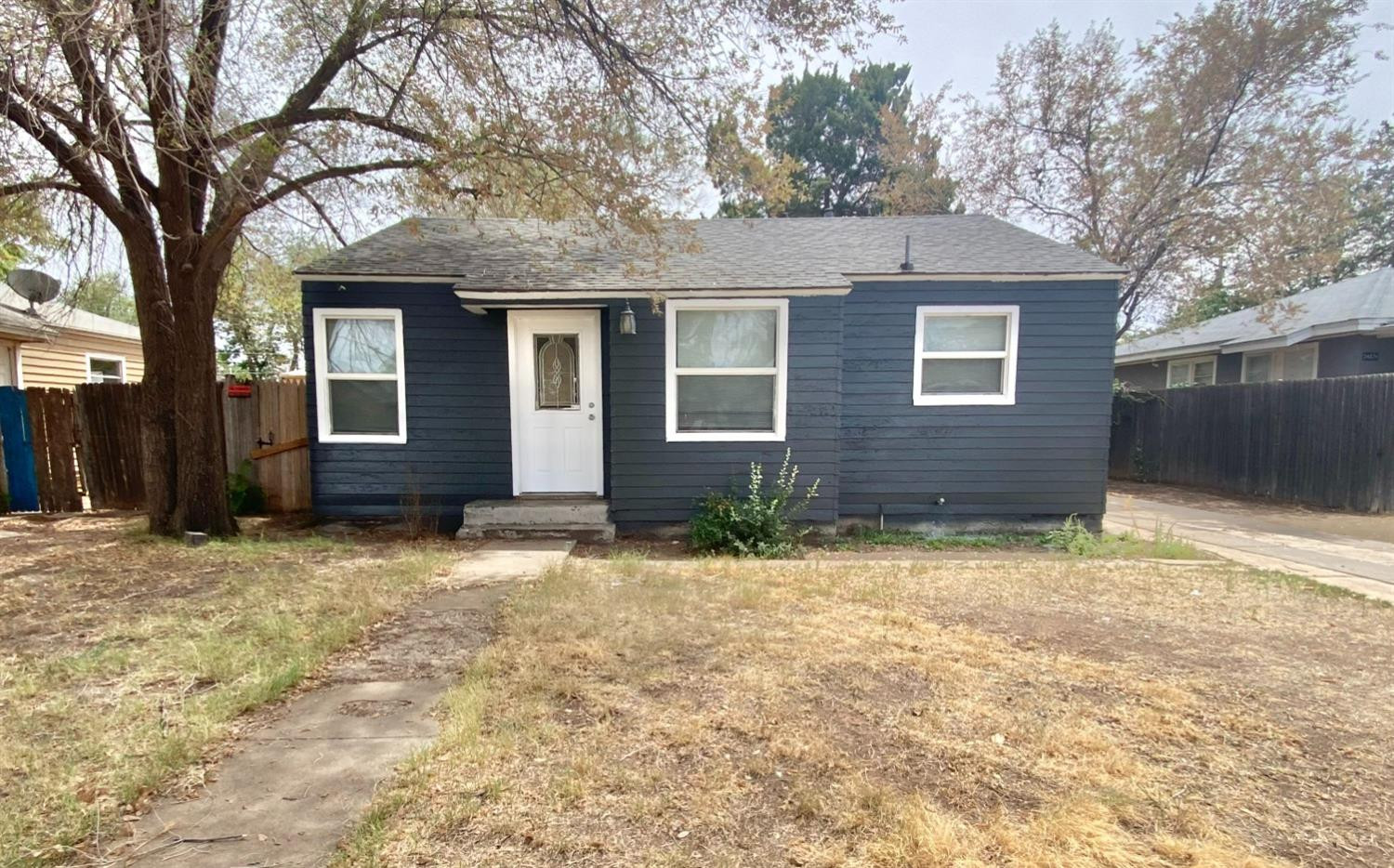 2405 23rd Street Lubbock, TX 79411 - Photo 1 of 11 Photo 1