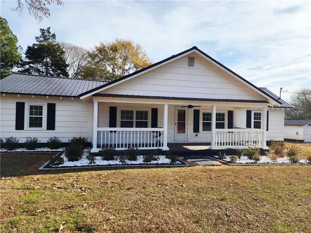 $275,000 | 2802 Stanton Road Southeast, Conyers, GA 30094