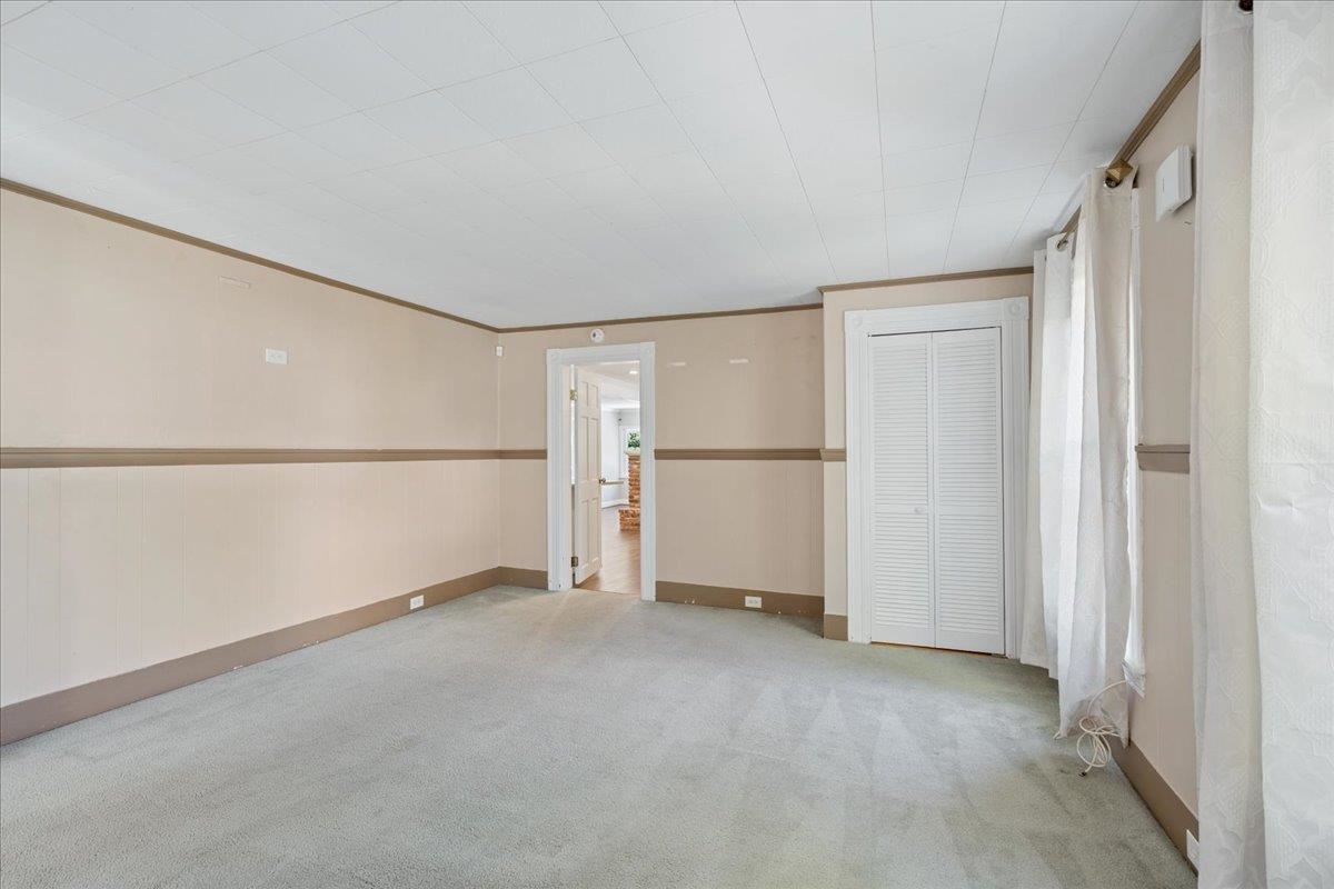 564 River Road Manchester, NH 03104 - Photo 21 of 54